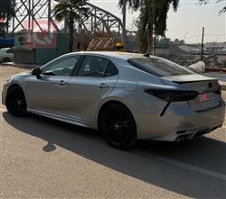 تۆیۆتا کامری